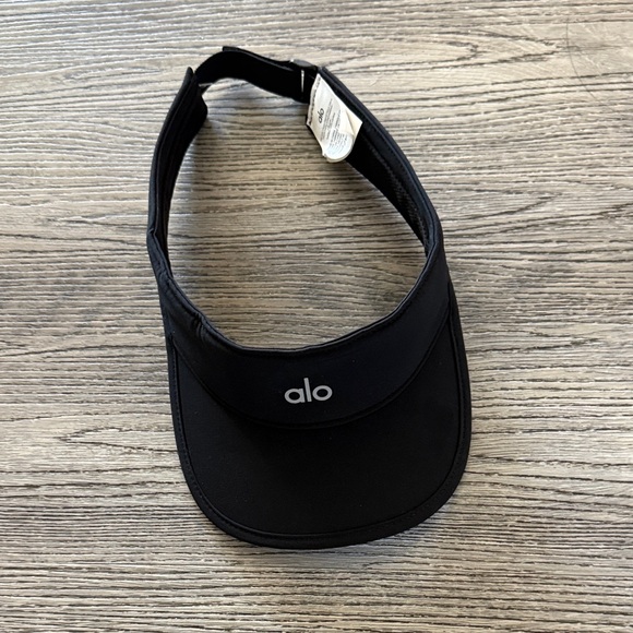 ALO Yoga Classic Black Visor - Picture 2 of 3